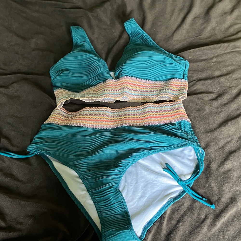Teal Cutout Women's Bikini with Multicolor Waistband